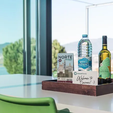 Guestready - Lugar Do Monte Seixas بيت ضيافة كامينيا